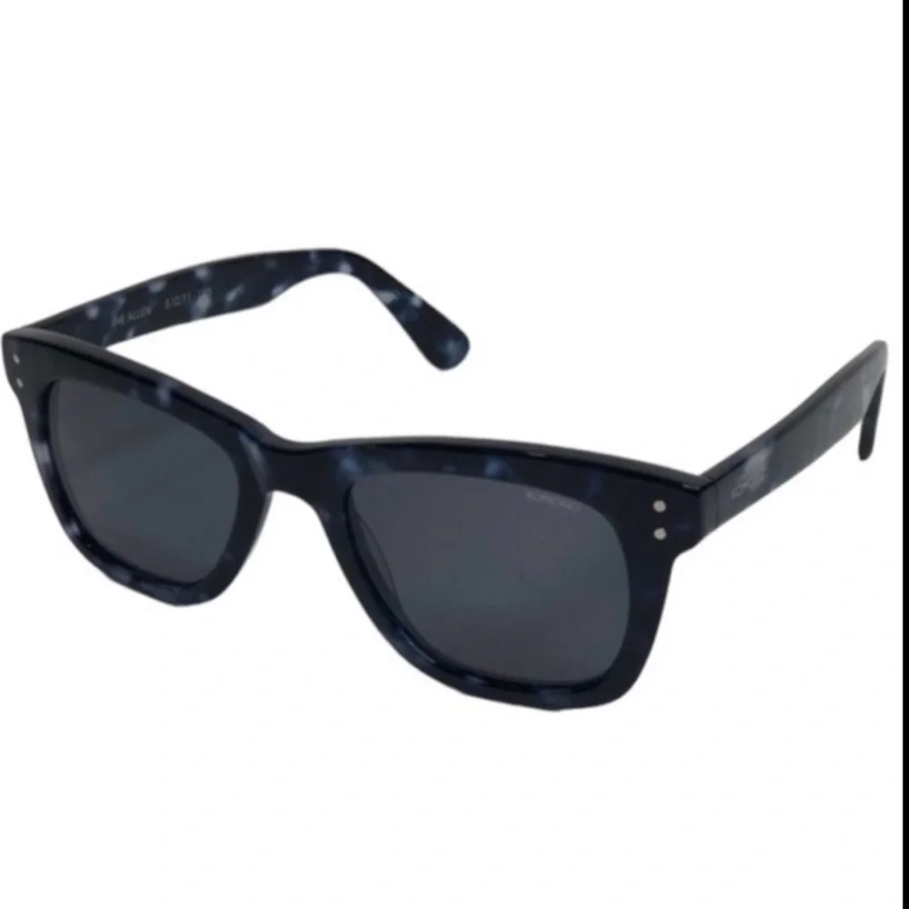 Komono Sunglasses NEW Navy Tortoise The Allen Indigo Demi wayfarer